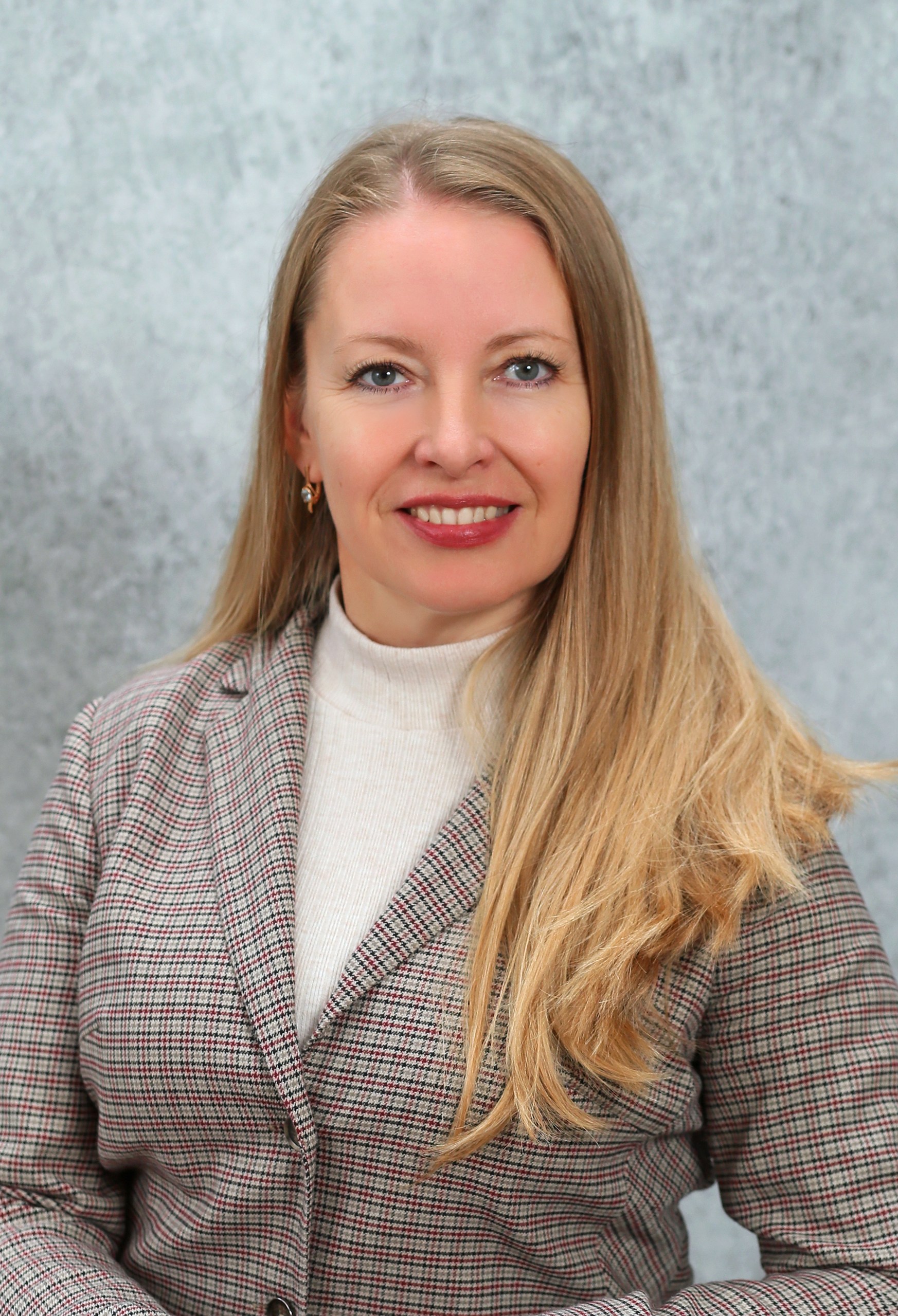 Новикова Оксана Сергеевна.